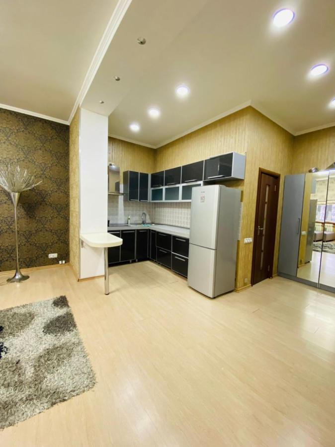 Бульвар Эркиндик74 Bishkek Bagian luar foto